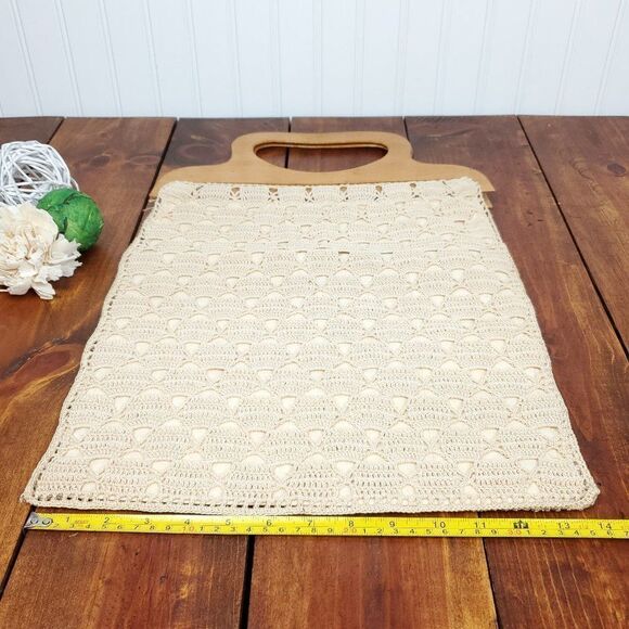 Vintage Handmade Crochet Bag - Picture 5 of 9